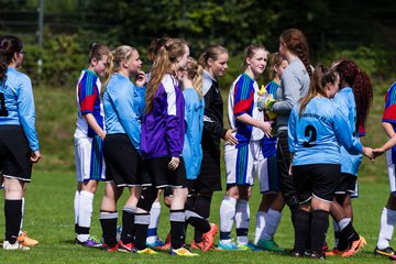 Bild 417 - B-Juniorinnen SV Henstedt Ulzburg - Frauen Bramfelder SV 3 : Ergebnis: 9:0